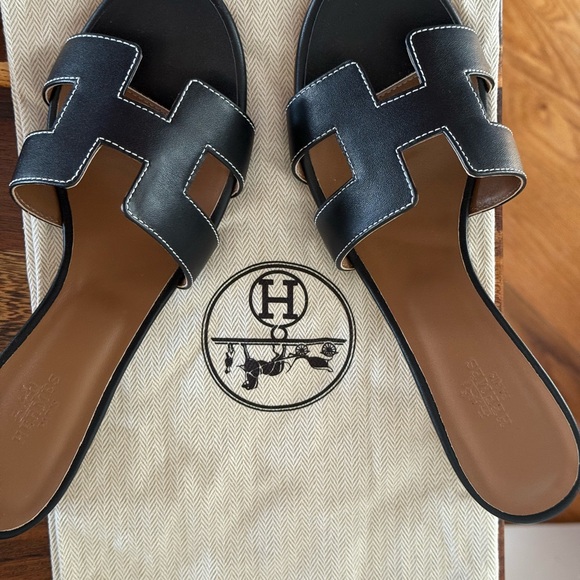 Hermes Oasis “H” Black Women's Sandals.Size 38. Perfect condition. - Picture 7 of 7